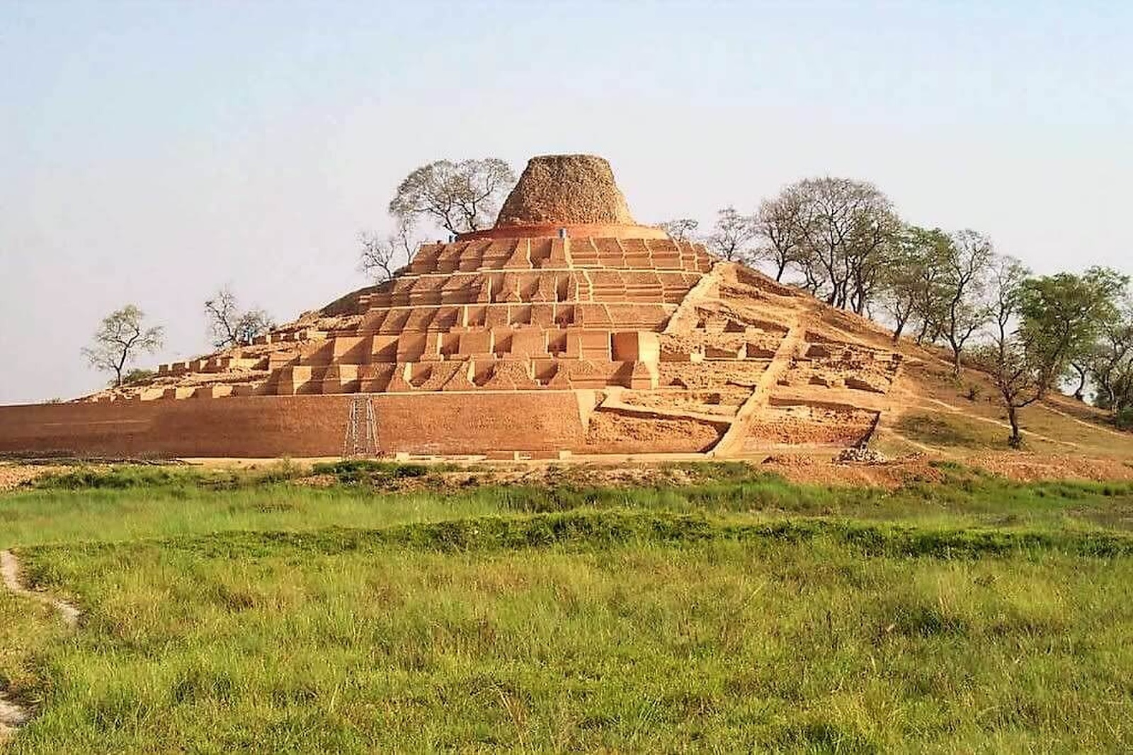 Kesaria-Buddha-Stupa