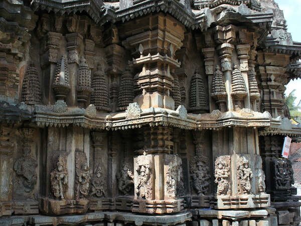 Mandya's Hidden Hoysala Gem! 1250 AD Sri Ananthapadmanaba Temple – City  Kemp Archives